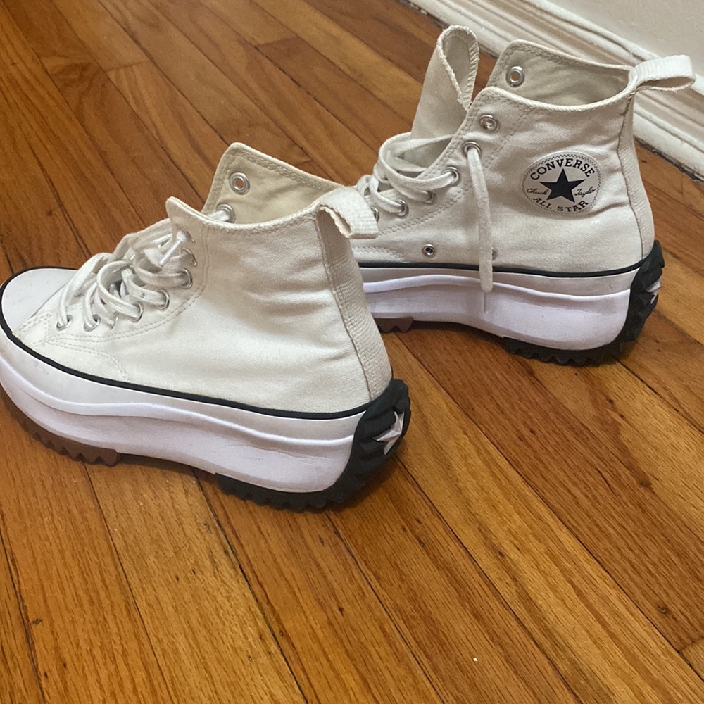 Converse - High-top - Run Star Hike Platform (color off white)